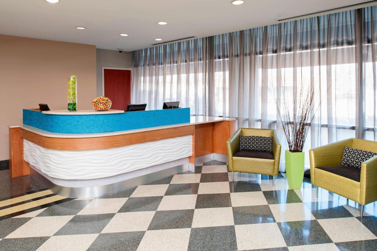 Hotel Springhill By Marriott Chicago O'hare
